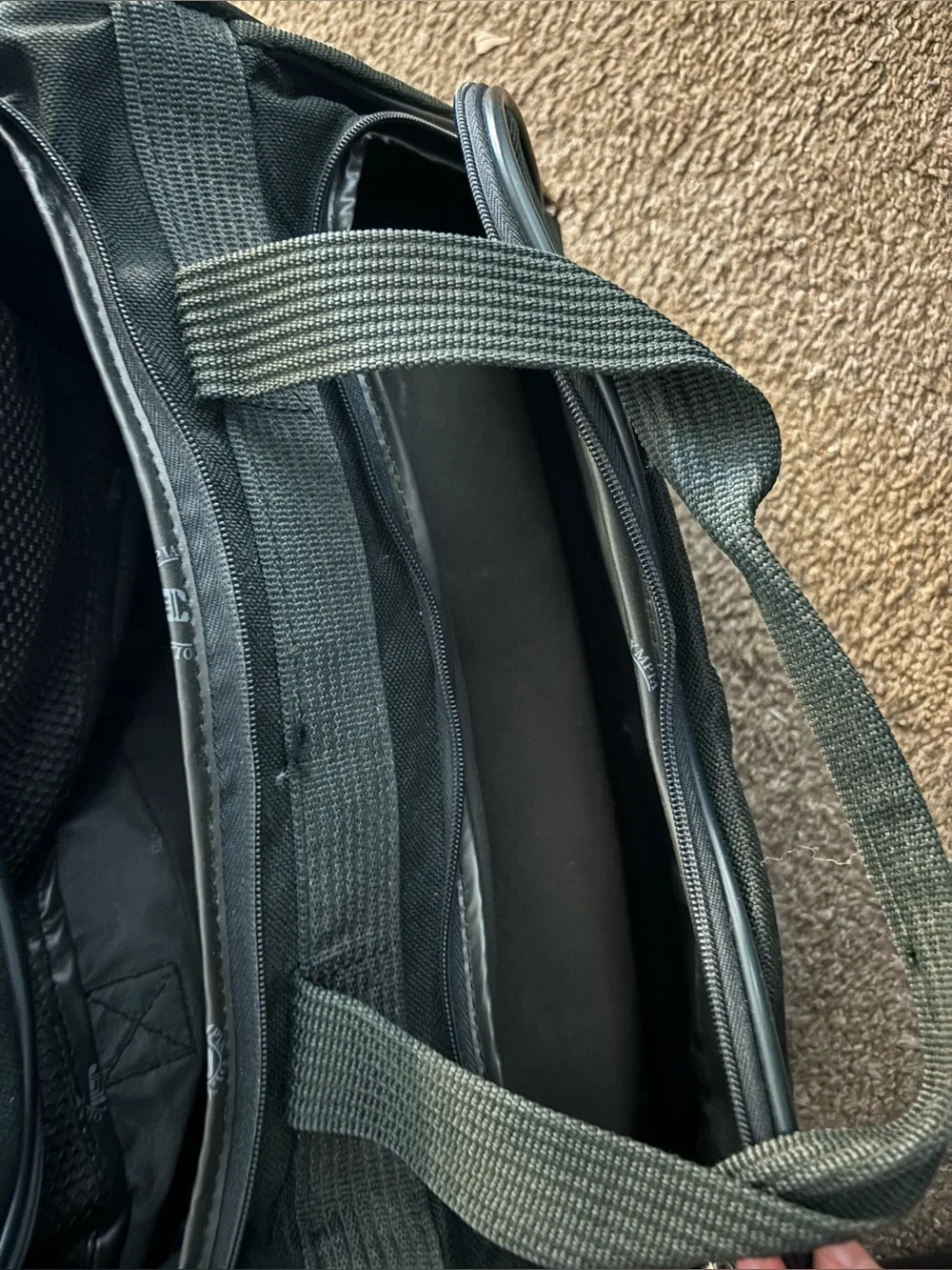 Elegance Black Men’s Travel Bag